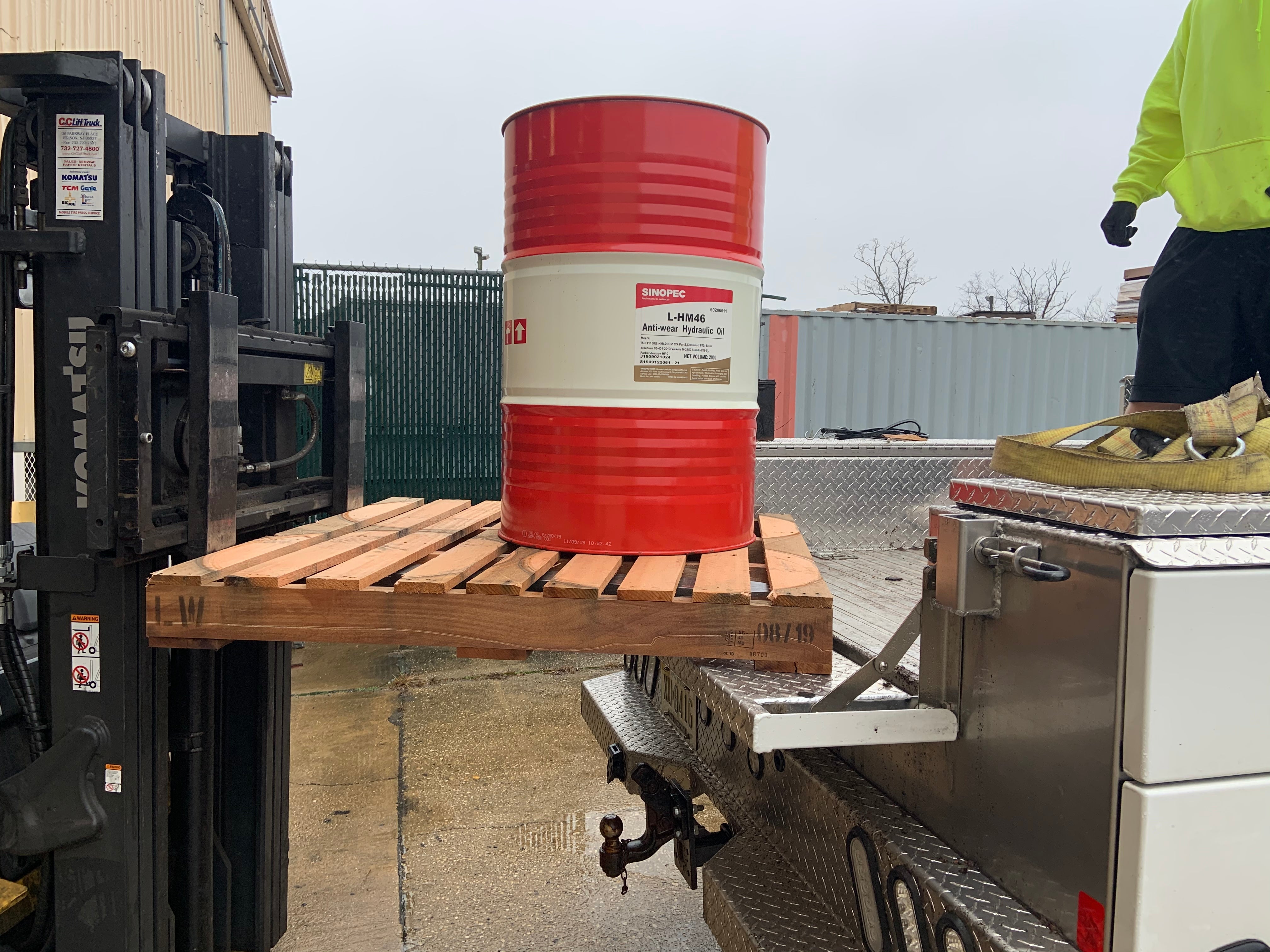 AW 68 Hydraulic Oil For Sale | 55-Gallon Drum-Barrel-Bulk